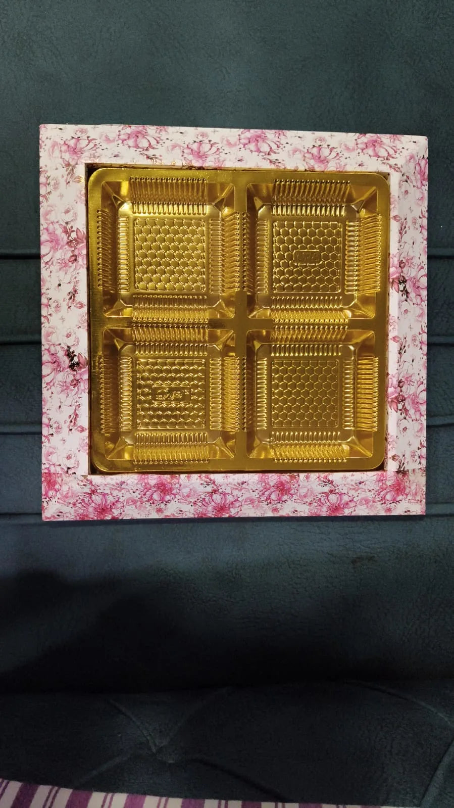 Floral Print Gift Box with Golden 4-Slot Tray – Chocolate & Dry Fruit Hamper Box