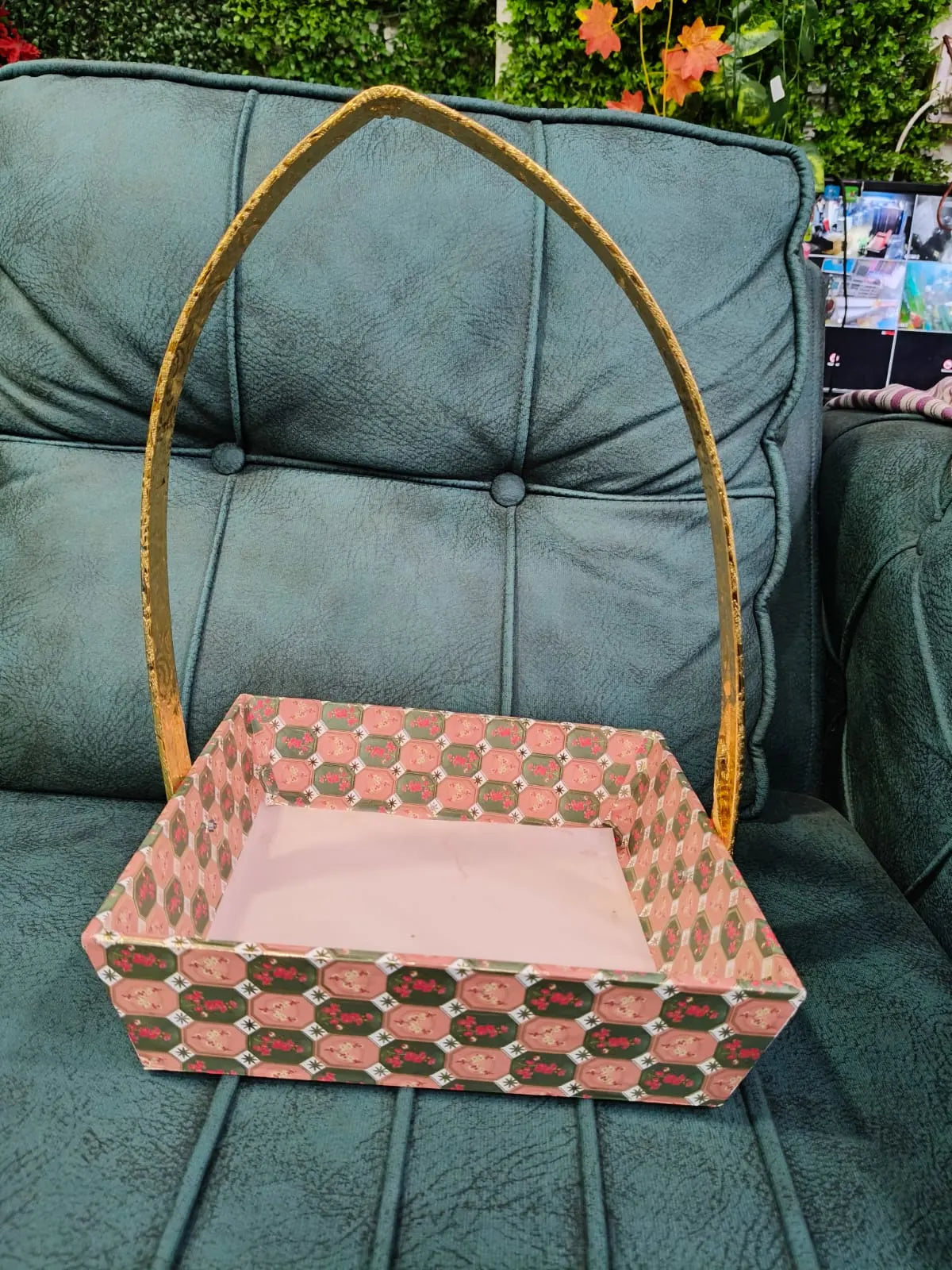 Designer Printed Gift Hamper Basket with Golden Handle – Stylish Basket for Festive & Wedding Gifting