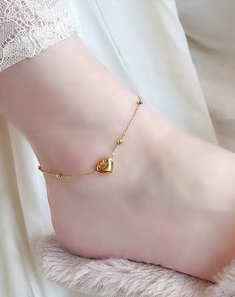 Gold Heart Charm Bracelet for Women | Minimal Design | Anti-Tarnish Stainless Steel Jewelry