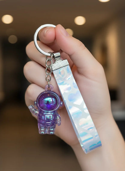 Transparent Astronaut Keychain – Crystal Look Hard Plastic Key Ring for Bikes, Bags & Gifts