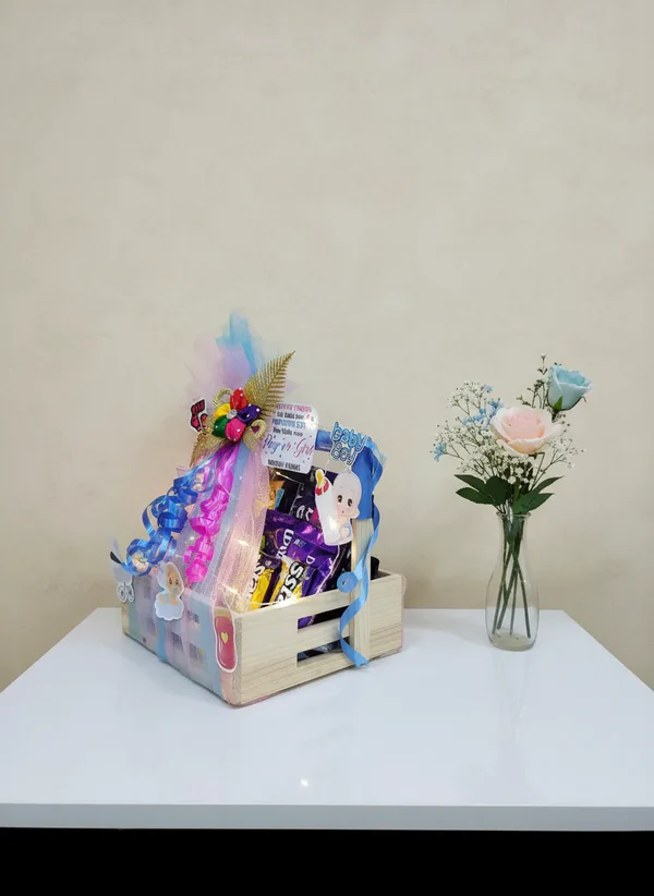 Baby Shower Celebration Hamper – Perfect Gift for New Parents (2) Baby Shower Celebration Hamper – Perfect Gift for New Parents