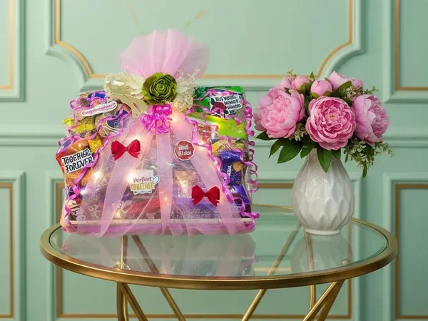 Elegant Engagement Hamper – Perfect Gift for Couples