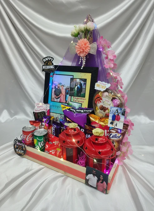 Luxury Anniversary Special Gift Hamper (1) Luxury Anniversary Special Gift Hamper